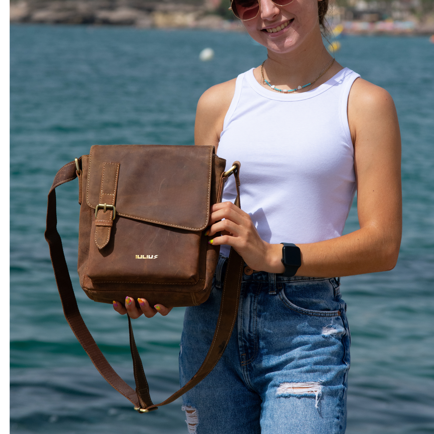 Bolso bandolera de cuero IULIUS