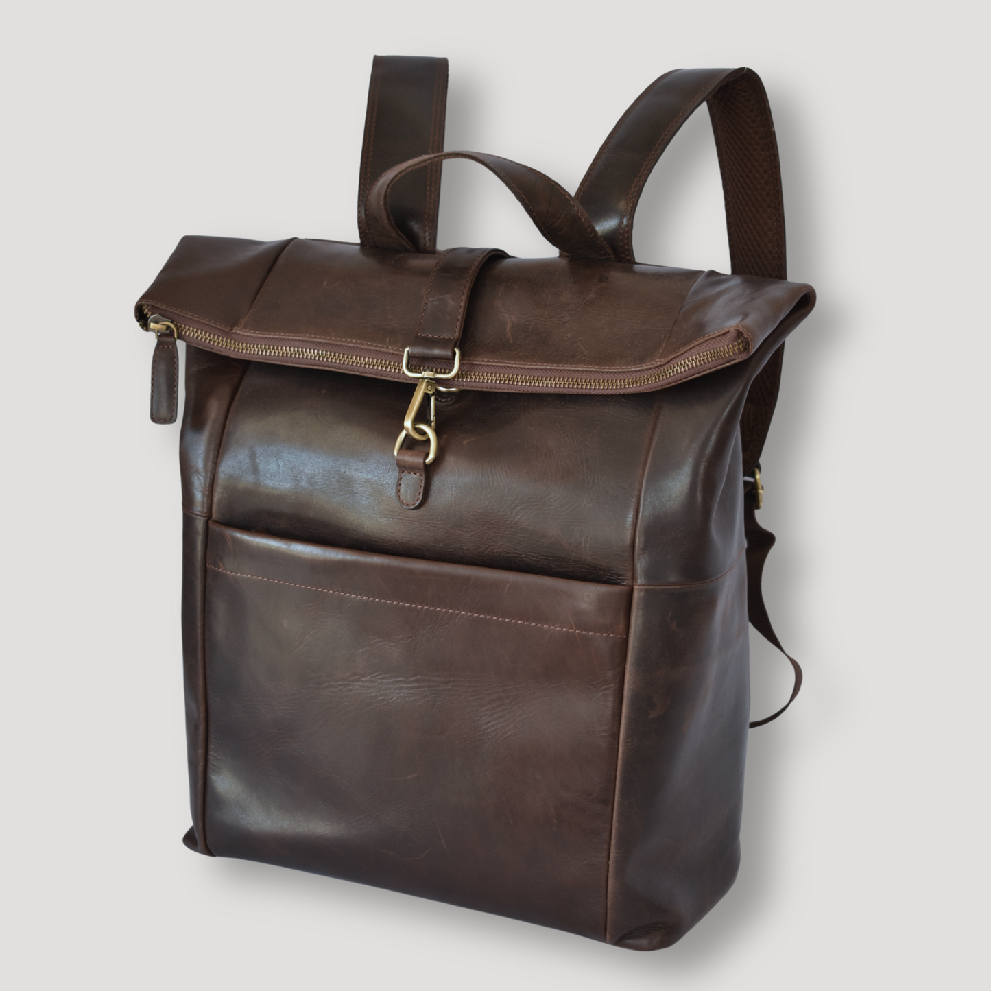 Roll-Top Leather Backpack – Marrón Oscuro