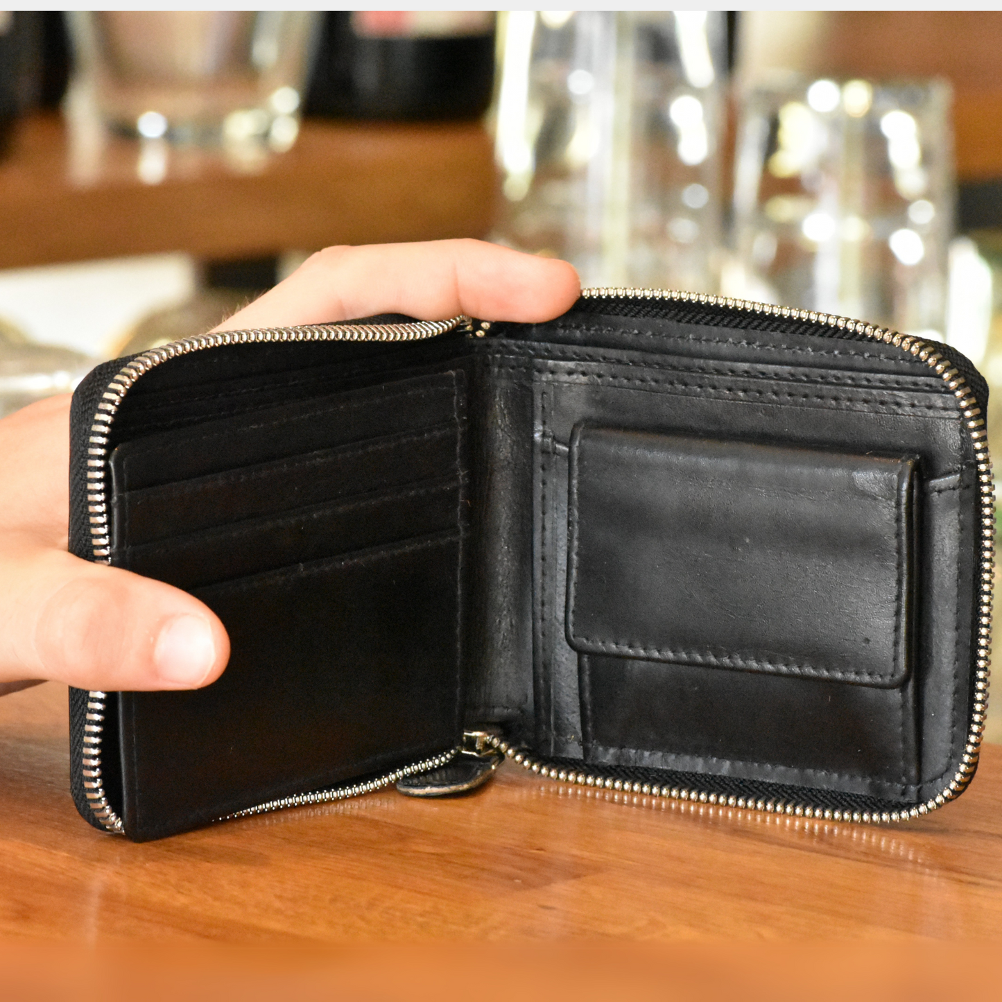 Zipper Wallet Black