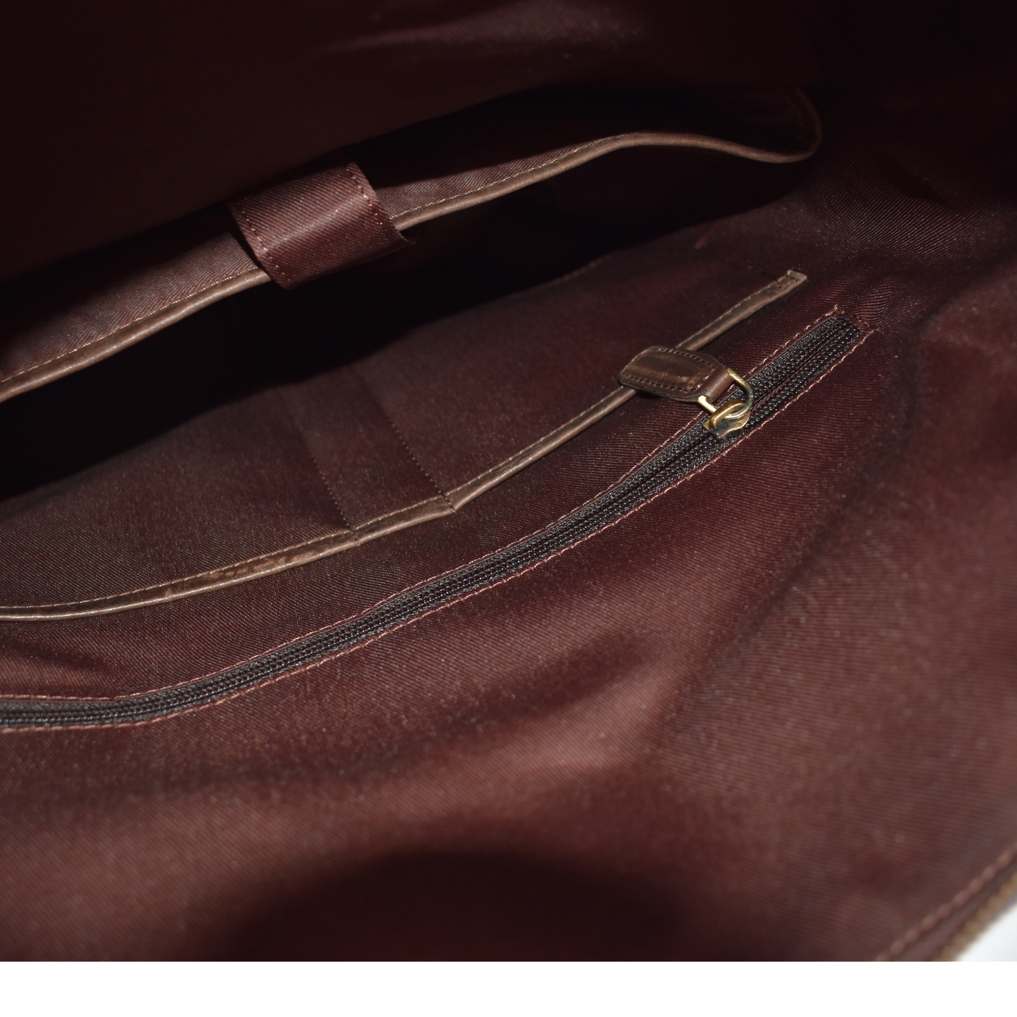 Roll-Top Leather Backpack – Marrón Oscuro