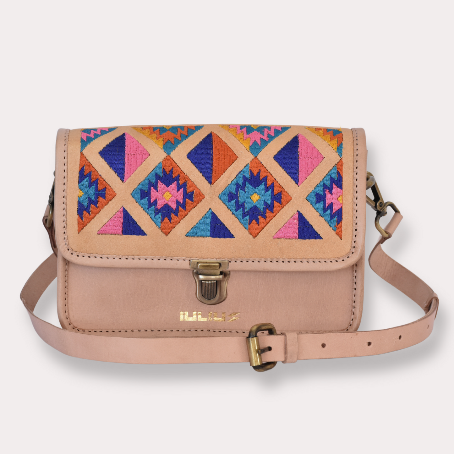 Bolso de Cuero IULIUS, Bordado Artesanal – Tamaño Compacto para Móvil y Esenciales