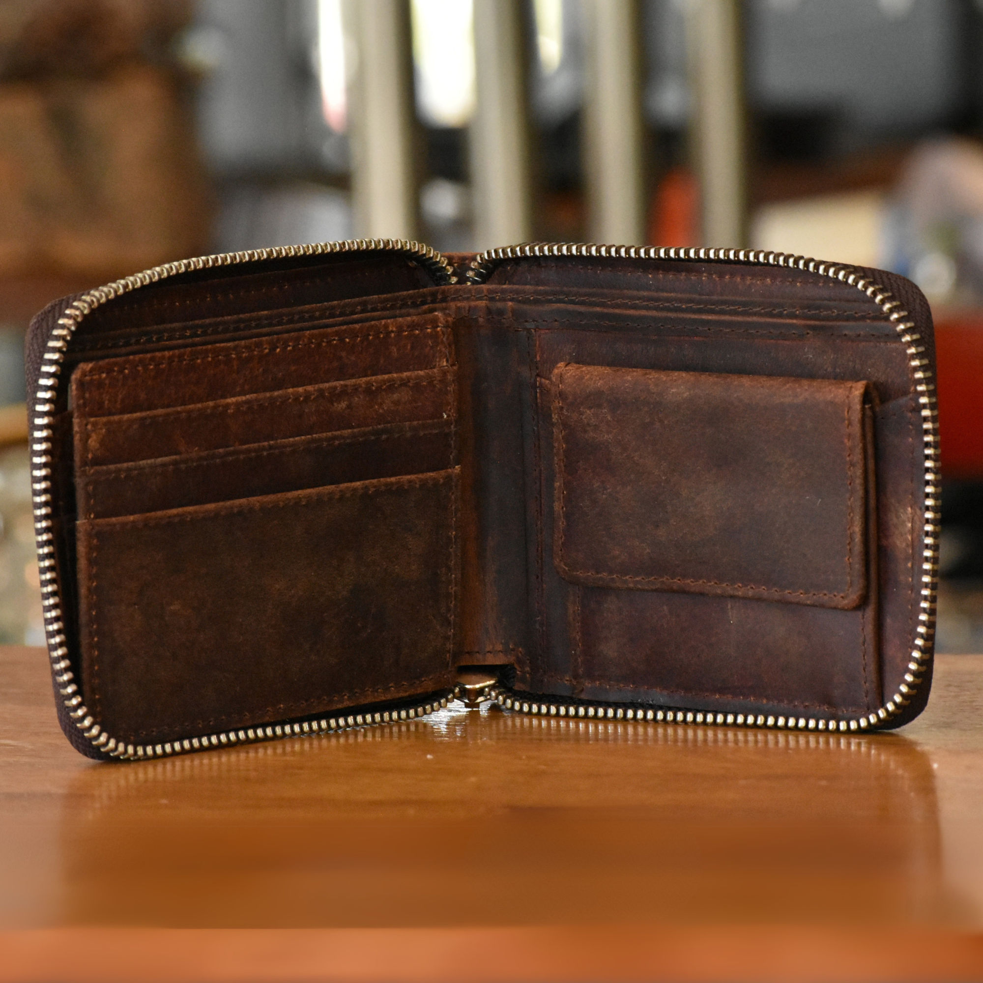 Cartera Zipper de Cuero Full Grain – Estilo Clásico –