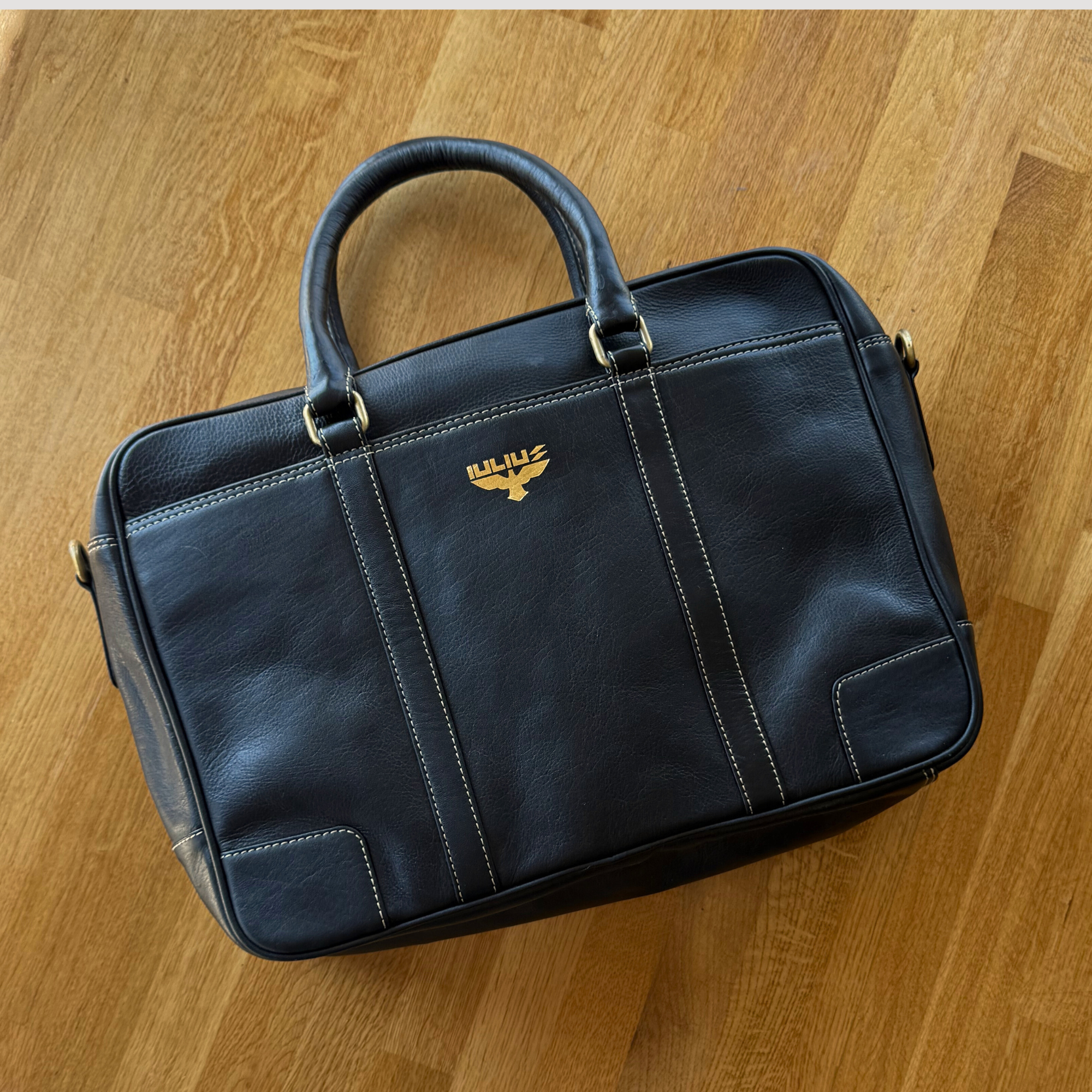 Maletín Ejecutivo de Cuero Genuino para Portátil 15,6” – IULIUS